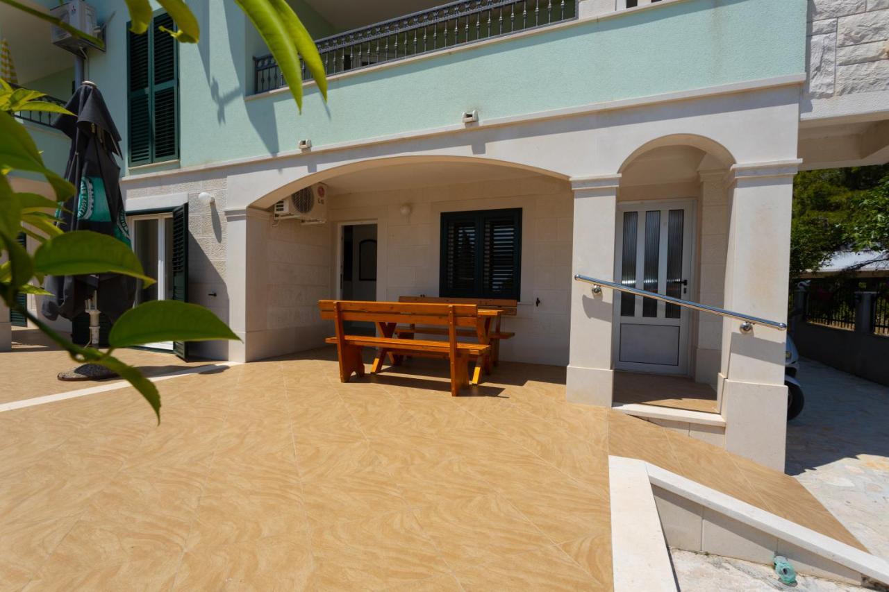 Apartments Melissa Sumartin Esterno foto